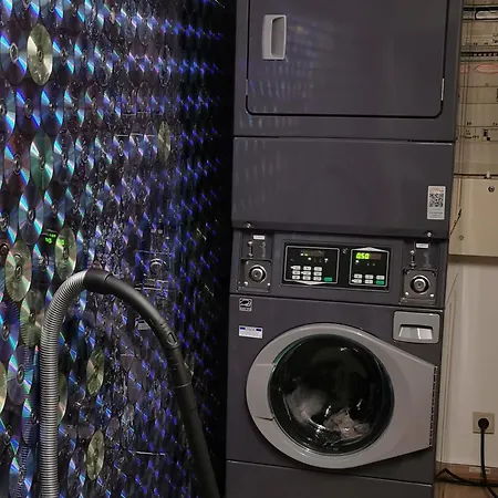 Lejlighed Backpackers Gelijkvloers-studio-slaapkamer-eetkamer-keuken 1 Ruimte-badkamer En-suite *